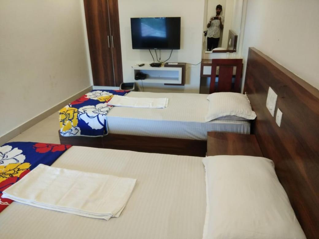 Tirur Tourist Home Екстер'єр фото