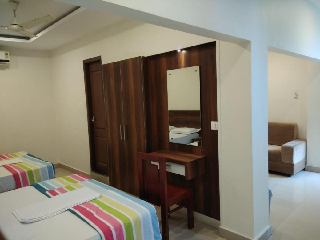 Tirur Tourist Home Екстер'єр фото