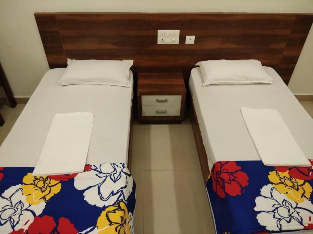 Tirur Tourist Home Екстер'єр фото