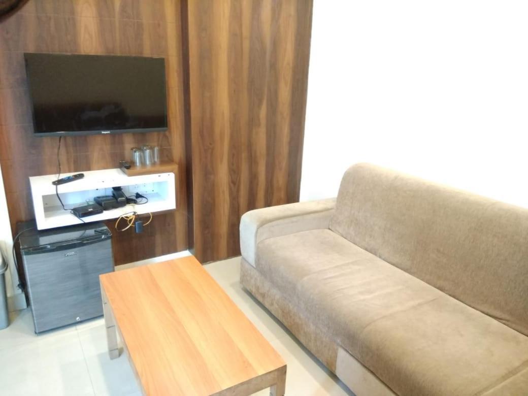 Tirur Tourist Home Екстер'єр фото